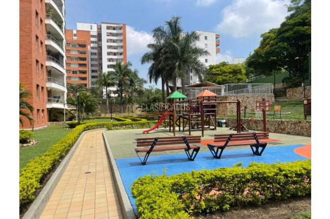 Apartamentos, Alquiler, Cristales - $3.100.000