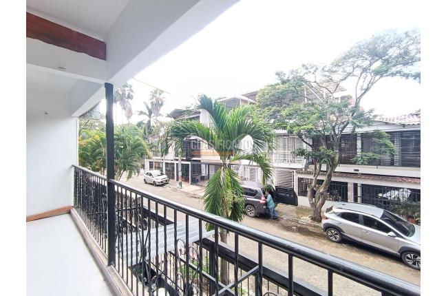 Casas, Venta, Paseo de los Almendros - $450.000.000