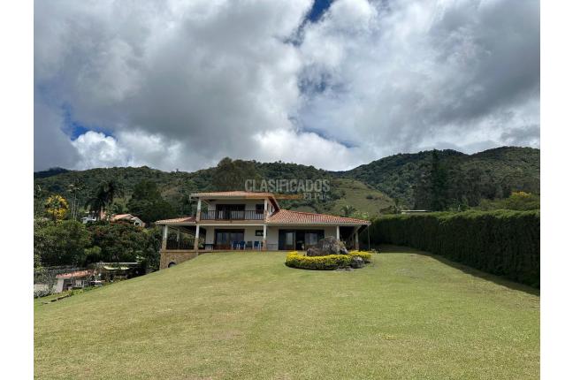 Fincas y Casas Campestres, Venta en Calima (Darién)