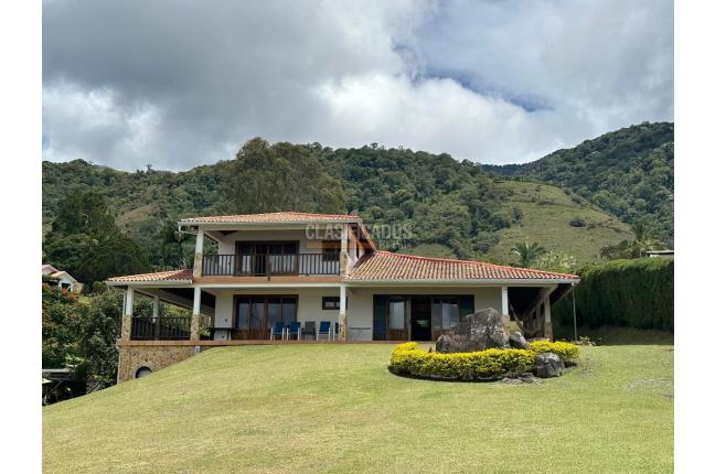 Fincas y Casas Campestres, Venta en Calima (Darién)