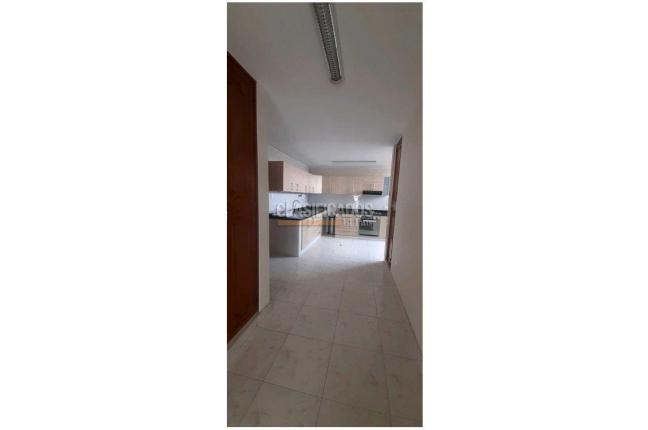 Apartamentos, Venta, Versalles - $360.000.000