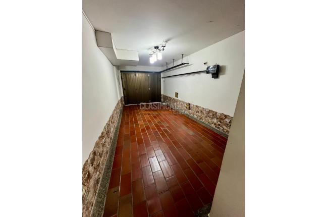 Casas, Venta, Versalles - $780.000.000