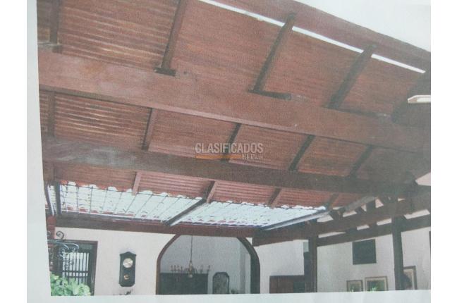 Casas, Venta, Ginebra - $730.000.000