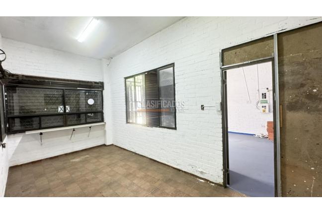 Locales y Bodegas, Alquiler, Bolivariano - $5.500.000