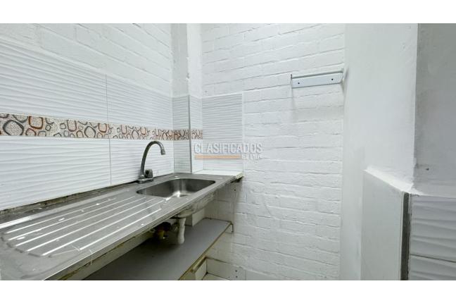 Locales y Bodegas, Alquiler, Bolivariano - $5.500.000