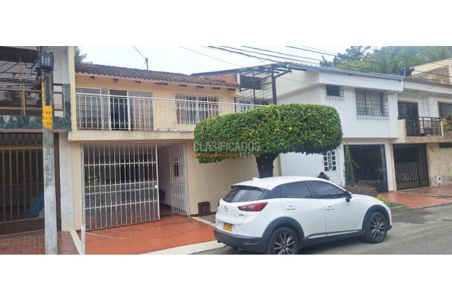 Casas, Venta en El Limonar