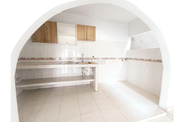 Casas, Venta, Salomia - $600.000.000