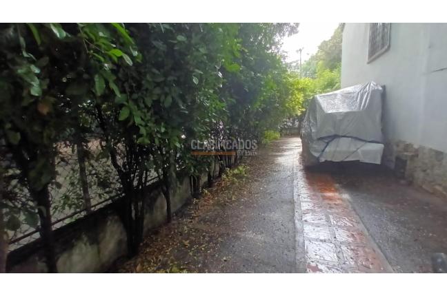 Casas, Venta, Álamos - $600.000.000