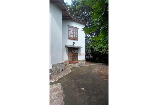 Casas, Venta, Álamos - $600.000.000