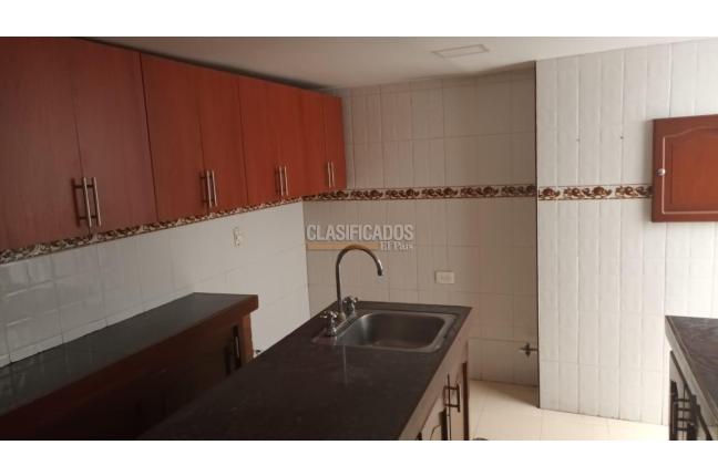 Casas, Venta, Álamos - $600.000.000