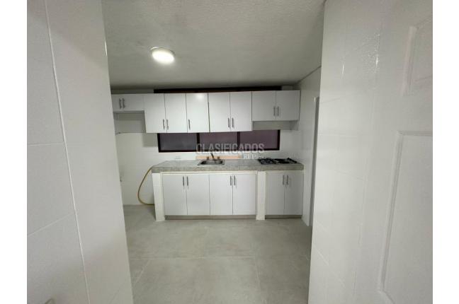 Apartamentos, Venta, Versalles - $320.000.000