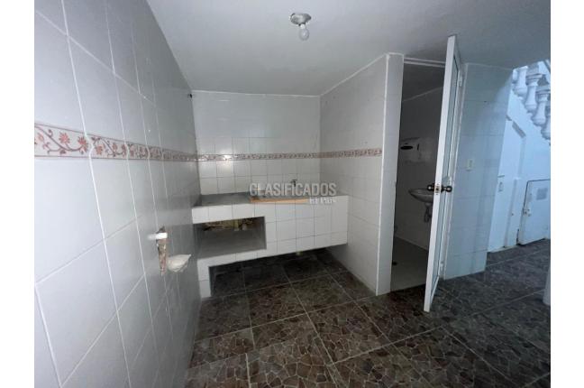 Oficinas y Consultorios, Alquiler, Tequendama - $5.800.000