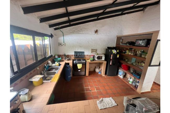 Casas, Venta, La Buitrera - $500.000.000