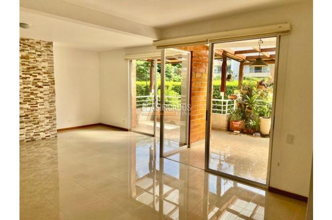 Apartamentos, Venta, Ciudad Jardín - $690.000.000