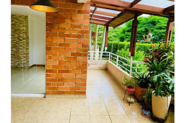 Apartamentos, Venta, Ciudad Jardín - $690.000.000