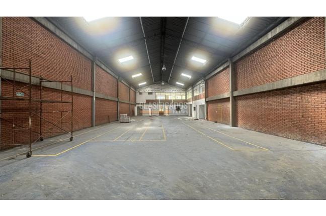 Locales y Bodegas, Alquiler, Yumbo - $17.600.000