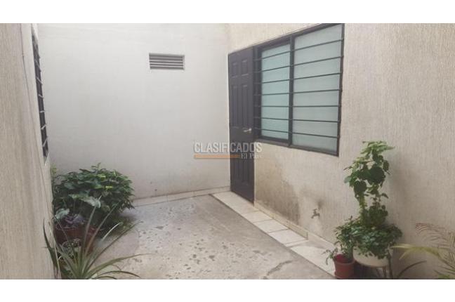 Edificios, Venta, Granada - $1.500.000.000