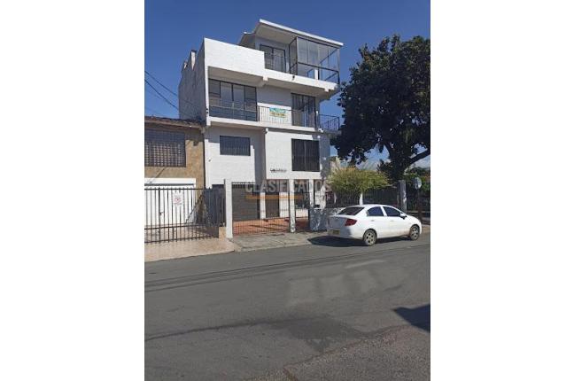 Edificios, Venta en Capri