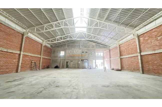 Locales y Bodegas, Alquiler, Los Cámbulos - $19.000.000