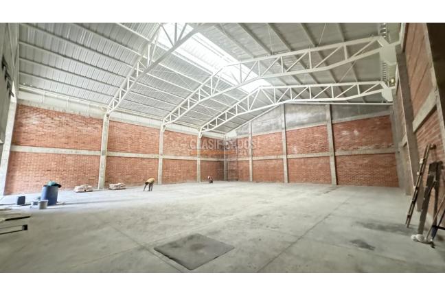 Locales y Bodegas, Alquiler, Los Cámbulos - $19.000.000