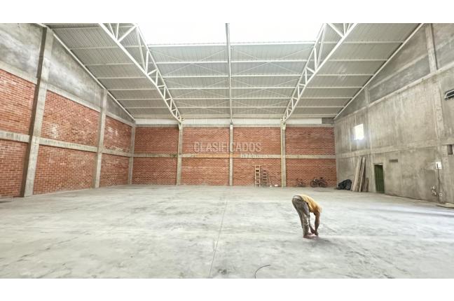 Locales y Bodegas, Alquiler, Los Cámbulos - $19.000.000