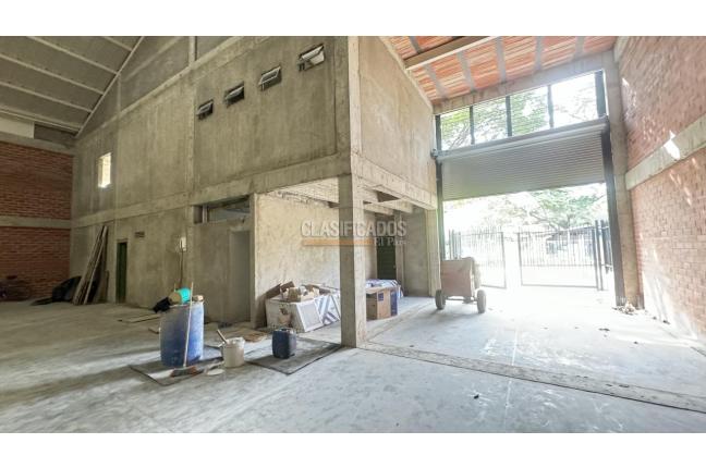 Locales y Bodegas, Alquiler, Los Cámbulos - $19.000.000