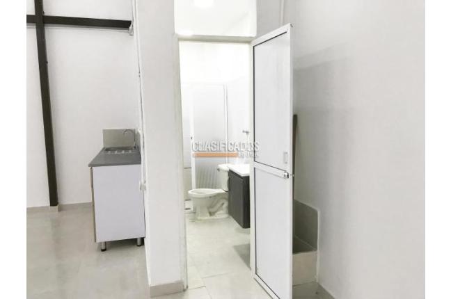 Locales y Bodegas, Alquiler, Alameda - $2.400.000