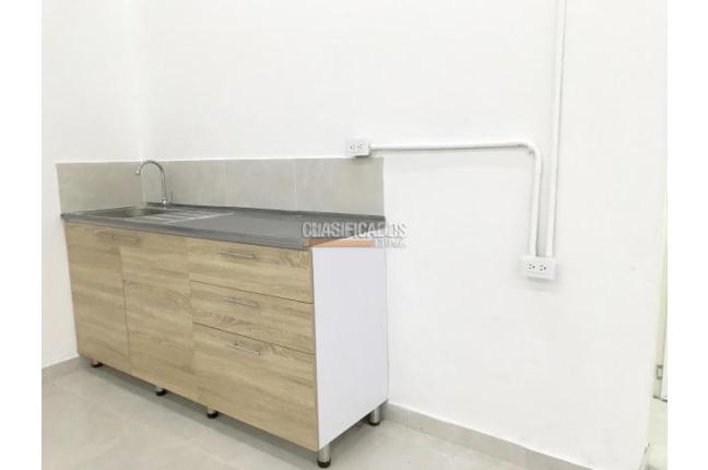 Locales y Bodegas, Alquiler, Alameda - $2.400.000