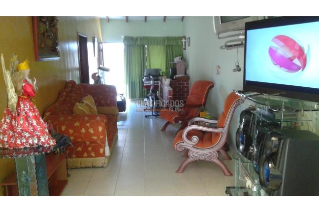 Casas, Venta en Belisario Caicedo