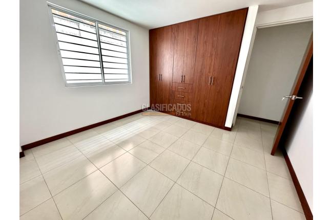 Apartamentos, Venta, La Floresta - $230.000.000