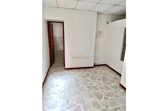 Oficinas y Consultorios, Venta en Versalles