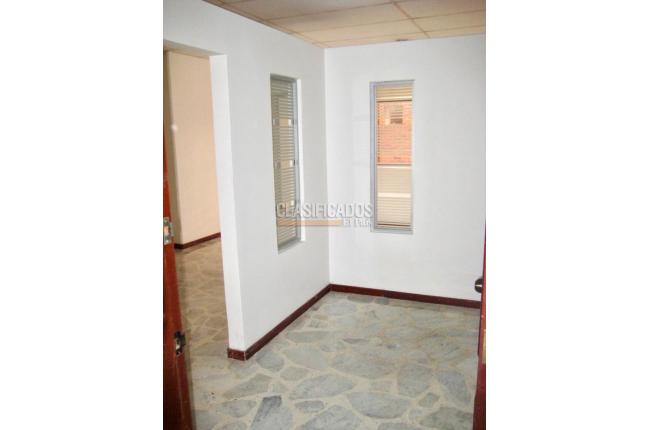 Oficinas y Consultorios, Venta, Versalles - $135.000.000
