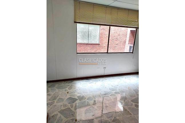 Oficinas y Consultorios, Venta, Versalles - $135.000.000