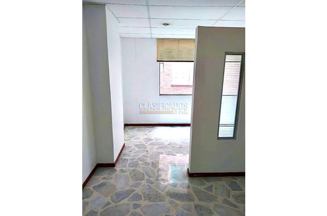 Oficinas y Consultorios, Venta, Versalles - $135.000.000