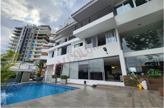 Casas, Venta en Santa Mónica Central