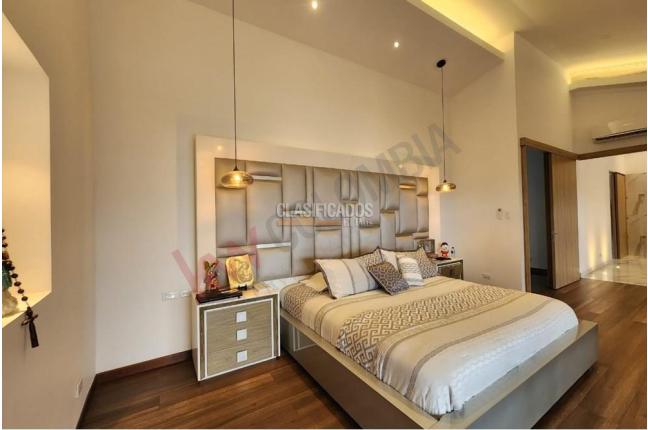 Casas, Venta, Santa Mónica Central - $2.550.000.000