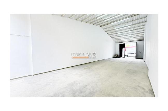 Locales y Bodegas, Alquiler, Bretaña - $2.600.000