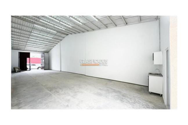 Locales y Bodegas, Alquiler, Bretaña - $2.600.000