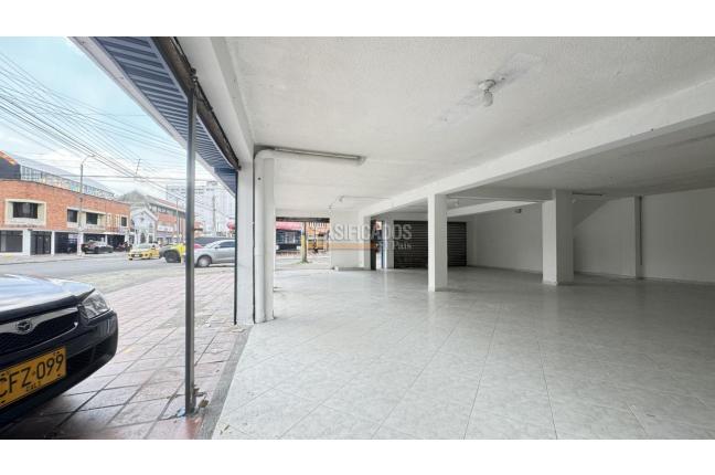 Locales y Bodegas, Alquiler, El Cedro - $5.200.000