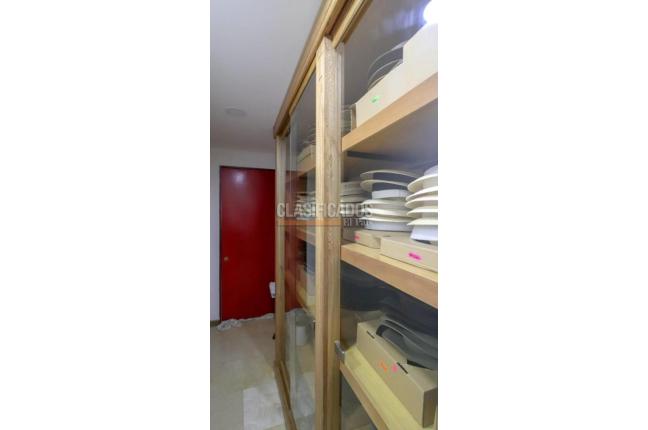 Locales y Bodegas, Venta, Ciudad Jardín - $1.450.000.000