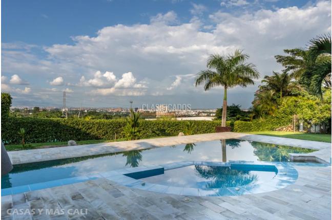 Casas, Venta en Ciudad Jardín