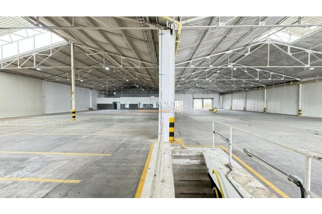 Locales y Bodegas, Alquiler, Salomia - $45.525.000