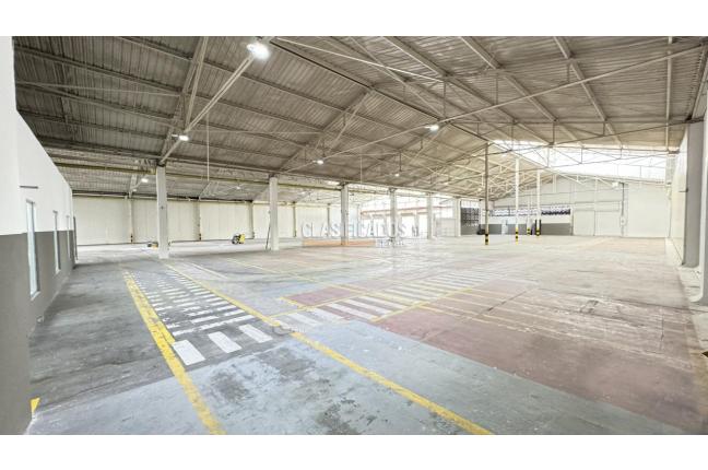 Locales y Bodegas, Alquiler, Salomia - $45.525.000