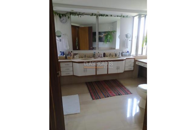 Apartamentos, Venta, Normandía - $2.400.000.000