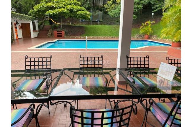 Apartamentos, Venta, Arboleda - $1.000.000.000