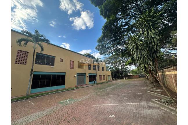 Edificios, Alquiler en Seminario