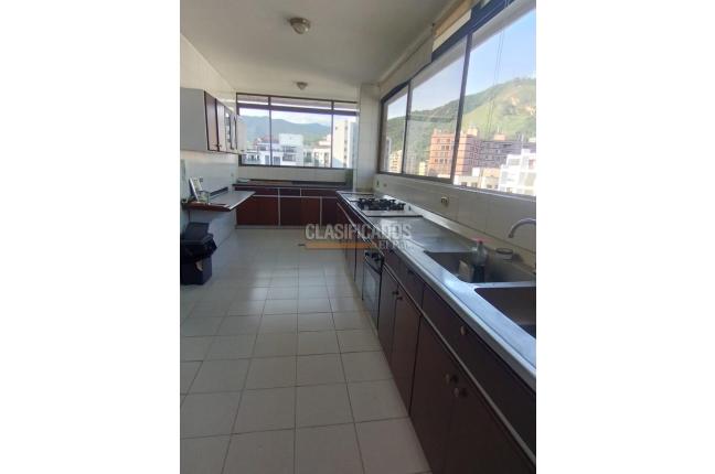 Apartamentos, Venta en Santa Rosa del Oeste