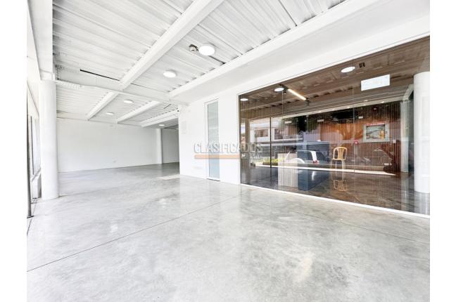 Locales y Bodegas, Alquiler, Eucarístico - $6.000.000