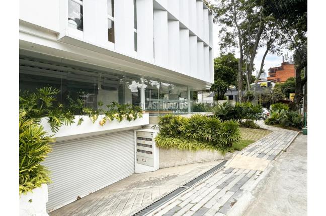 Locales y Bodegas, Alquiler, Eucarístico - $6.000.000