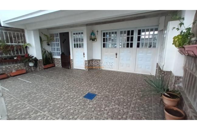 Casas, Venta en El Jardín